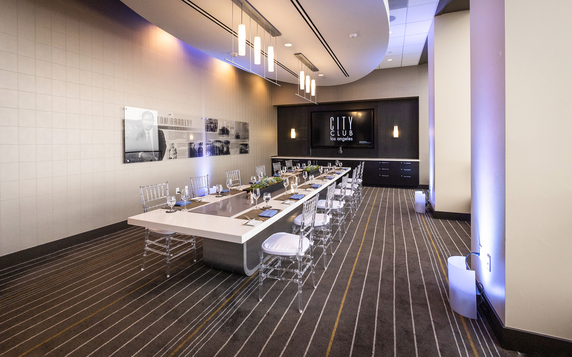 Host Formal Meetings and Business Events at City Club LA in City LA
